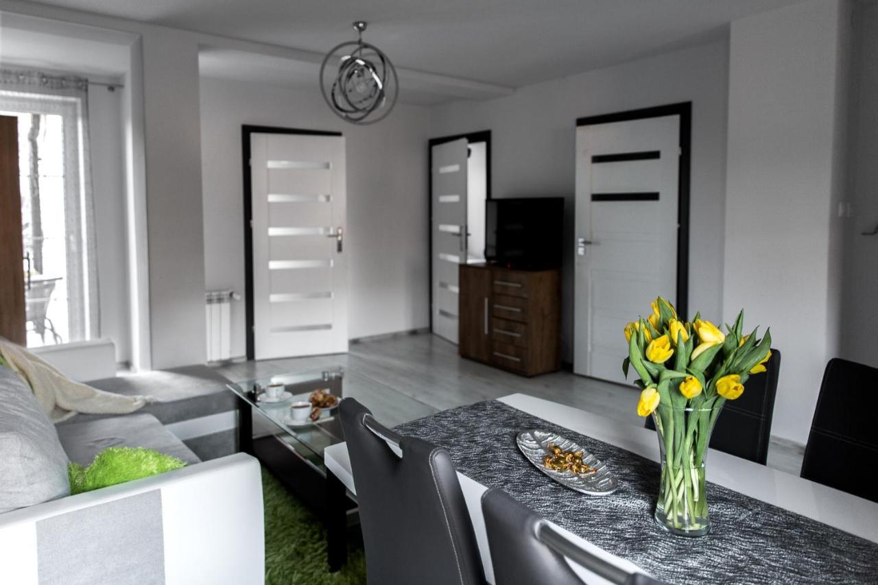 Apartament Szczesliwy 우스트르치키 돌네 외부 사진